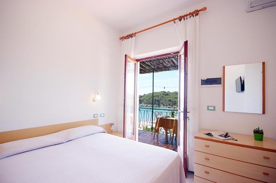 Hotel Alma Фетовая Екстер'єр фото