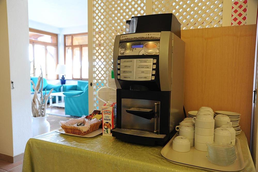 Hotel Alma Фетовая Екстер'єр фото